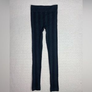 Gray textured leggings/ super cozy/ size small